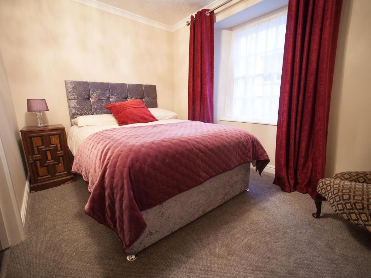 The First Hurdle Guest House Chepstow Room photo